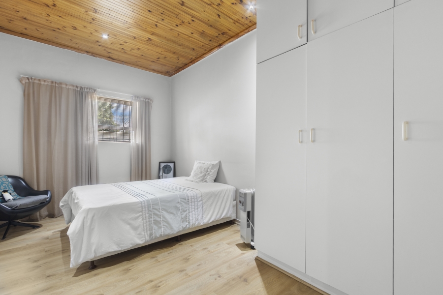 3 Bedroom Property for Sale in Wellway Park East Western Cape